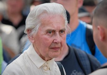 Sempat Melarikan Diri, Inilah Sosok Sebenarnya 'Nenek Nazi'