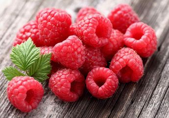 Tak Hanya Turunkan Berat Badan, Ini 4 Manfaat Buah Mungil Rasberry Untuk Kesehatan