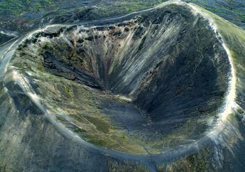 Bukan Cerita Rakyat, Gunung Berapi Setinggi 400 Meter Tumbuh di Ladang Jagung Petani Meksiko