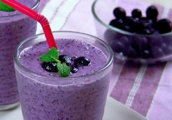 Lapar Tengah Malam? Segelas Blueberry Smoothies Bikin Kenyang