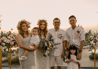 Rayakan Kebahagiaan Keluarga, Aurel dan Azriel Hermansyah Bagi-bagi Rezeki kepada Anak Yatim