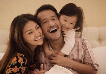 Ketika Thalia Putri Onsu Udah Pinter Bergaya dan Narsis, Bikin Gemas!