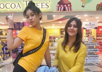 Pembalap Cantik! Intip Penampilan Sporty Sissy Prescillia dan Vanesha Prescilla yang Super Kompak