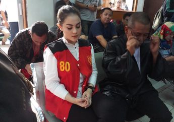 Jalani Sidang Tanpa Suami, Jennifer Dunn: Berdoa Saja yang Terbaik