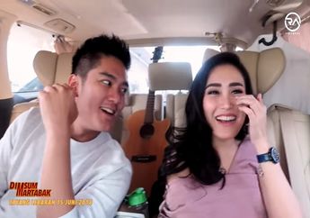 Nggak Ada Malunya, Ayu Ting Ting 100 Persen Terbuka ke Boy William