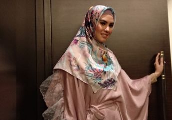 Unggah Foto Mengenakan Cadar, Alis Kartika Putri Bikin Salah Fokus