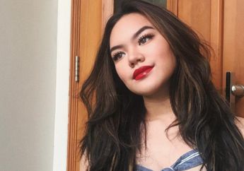 Ini Deretan Gaya Makeup Shafa Harris dengan Lipstik Bold, Cetar Abis!
