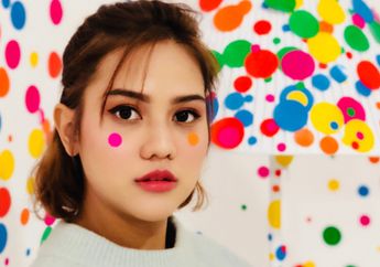 OOTD Bumil Mytha Lestari Saat Kunjungi Museum MACAN, Netizen: Ngegemesin Banget!