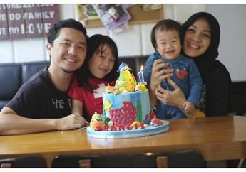 Rayakan Ulang Tahun Anak, Omesh dan Dian Ayu Berubah Jadi Super Hero