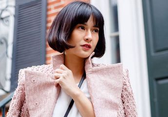 Simpel Sih Modelnya, Tapi Siapa Sangka Tali Tas yang Dipakai Dian Sastrowardoyo Harganya Setara Motor!