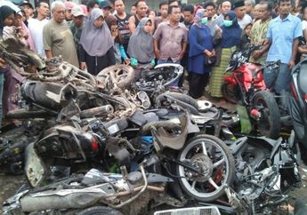 7 Foto Ngerinya Kecelakaan Maut Bumiayu, 11 Orang Tewas Usai Ditabrak Truk Pengangkut Gula