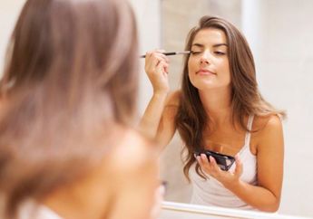 5 Hal yang Harus Diperhatikan Saat Pilih Makeup untuk Wajah Berjerawat