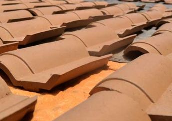 Sejuk Dengan Atap Rumah Dari Genteng Tanah Liat, Ini Penjelasannya 