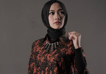 Intip Deretan Gaya Kece Ana Lestiana, Hijabers Cantik yang Jago Debus Hingga Makan Pecahan Lampu!