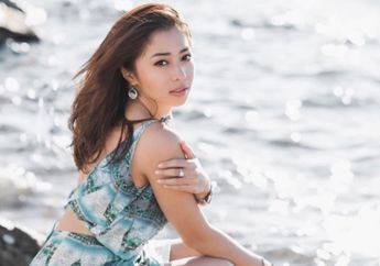 Tampil Bernuansa Hitam, Gaya Nikita Willy Makin Elegan dan Glamor Banget!