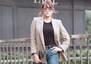 Menggemaskan, yuk Intip Gaya Hot Moms Olla Ramlan dengan Overall Dress, Imut Banget deh!