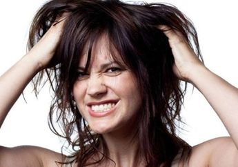 Mau Tahu Seberapa Sering Harusnya Kita Mencuci Rambut Sesuai Jenis Kulit Kepala? Simak yuk!