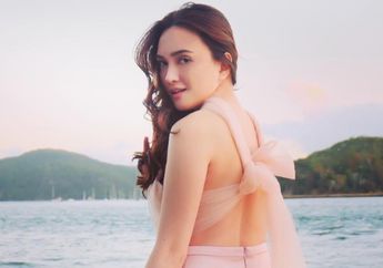 Manis Banget, Intip Penampilan Kasual Shandy Aulia yang Super Ngegemesin