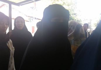 Anak Saling Sindir dengan Yulia Mochamad di Instagram, Ini Tanggapan Dian Rositaningrum