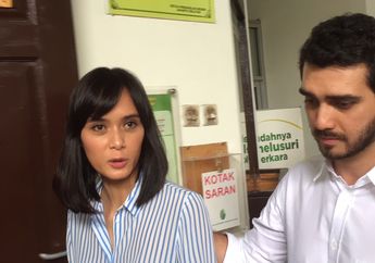 Diam-diam Cerai, Fachri Albar dan Renata Kusmanto Sering Cekcok hingga Pisah Rumah Selama 8 Bulan