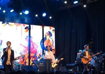 Afgan Curhat di Depan Isyana dan Rendy Pandugo Pas Manggung Ramadhan Jazz Festival 2018