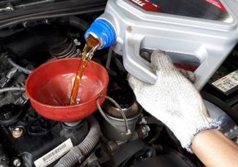 Sebaiknya Ganti Oli Mobil Sebelum Mudik, Tapi Jangan Lebay ya