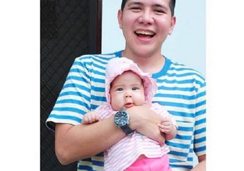 Wih Haykal Kamil Daftarkan Khawla Les Berenang di usia 6 Bulan!