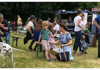 Jongkok di Atas Rumput Temani Prince George dan Princess Charlotte Makan Es Krim, Dress Kate Middleton Tak Sampai Sejuta!
