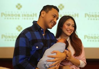 Cerita Giring Ganesha dan Istri tentang Proses Persalinan Anak Keempat