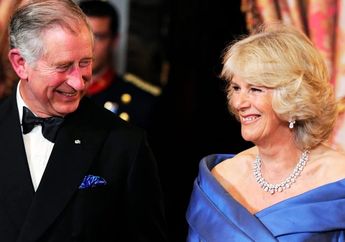 5 Perlakuan Spesial dan Penuh Cinta Pangeran Charles untuk Camilla