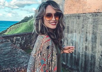 Bak Wanita Arab, Intip Gaya Cinta Laura yang Tampil Cantik Kenakan Turban