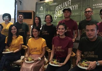 Dian Sastro, Nicholas Saputra dan Hannah Al Rashid Kompak Jatuh Cinta dengan Mie Kepiting Pontianak