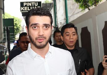 Lebaran di RSKO, Fachri Albar Sampai Lupa Makanan Apa yang Dibawa Istri