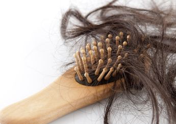 Atasi Rambut Rontok, Cuci dengan Air Rebusan Daun Jambu Biji yuk!