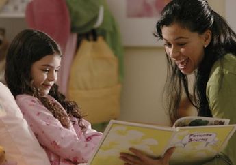 4 Manfaat Mendongeng Untuk Si Kecil, Ternyata Nggak Main-main loh!