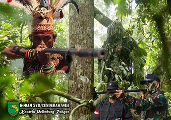 Bukan Memakai Senjata Api, Pasukan Elite TNI Mampu Membunuh Musuh Menggunakan Sumpit