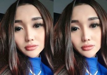 Ketahuan, Suara Lucinta Luna Disokong Backing Vokal Saat Bernyanyi