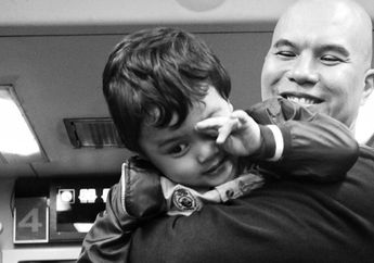 Tak Hanya Al, El, dan Dul, Ahmad Syailendra Kini Juga Jadi anak Kesayangan Ahmad Dhani, Intip yuk 6 Potret Lucunya!
