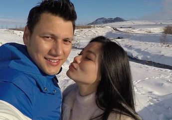 Titi Kamal Pamer Foto Lawas sama Christian Sugino, Netizen Sempat Salah Kira Jefri Nichol!