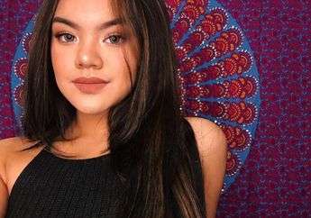 Anggun dan Elegan, Contek yuk Gaya Shafa Harris Bersama Kaftan yang Simpel