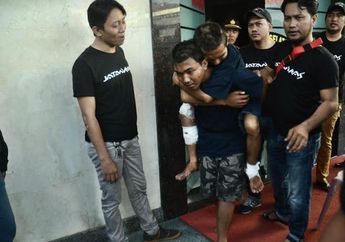 Turun Dari Bus Wanita Muda Dibegal Pemuda di Makassar Dengan Busur Panah 