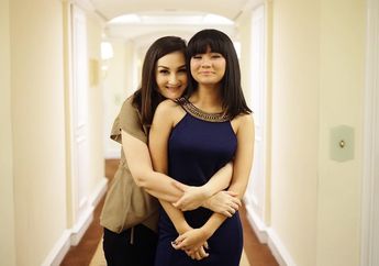 Anaknya Dibully di Media Sosial, Reaksi yang Dilakukan Mona Ratuliu Jauh di Luar Dugaan loh!