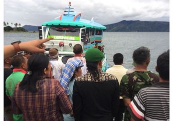 Curahan Hati 3 Keluarga Korban Kapal Tenggelam di Danau Toba, Memanjatkan Doa di Bibir Dermaga