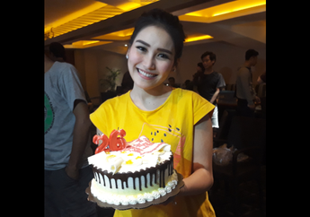 Detik-detik Kejutan Ulang Tahun Ayu Ting Ting dari Crew RA Pictures