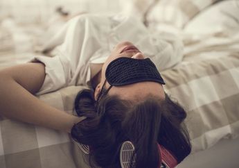 11 Hal yang Kita Lakukan Saat Enggak Bisa Tidur. Mengalaminya Juga?