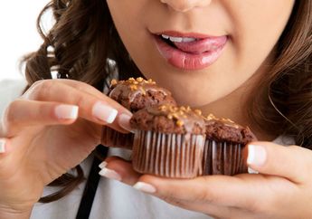 6 Masalah yang Timbul Akibat Sering Konsumsi Makanan Manis, Apa Aja?