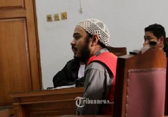 Begini Respon Rio Reifan Saat Ditatap Sinis Warga di Tempat Umum