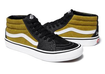 Kolaborasi Supreme dan Vans, Ini Hasilnya... Keren!