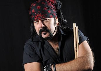 Alice Cooper, Slash hingga Lars Ulrich Mengaku Kehilangan Sosok Vinnie Paul