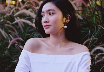 Intip Gaya Busana Febby Rastanty dengan Gothic Fashion Style!